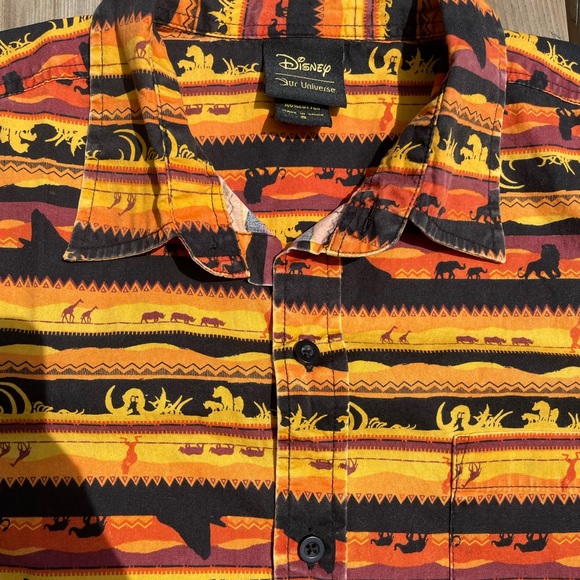 Lion King Button Down Polo Shirt (S) - Picture 6 of 6